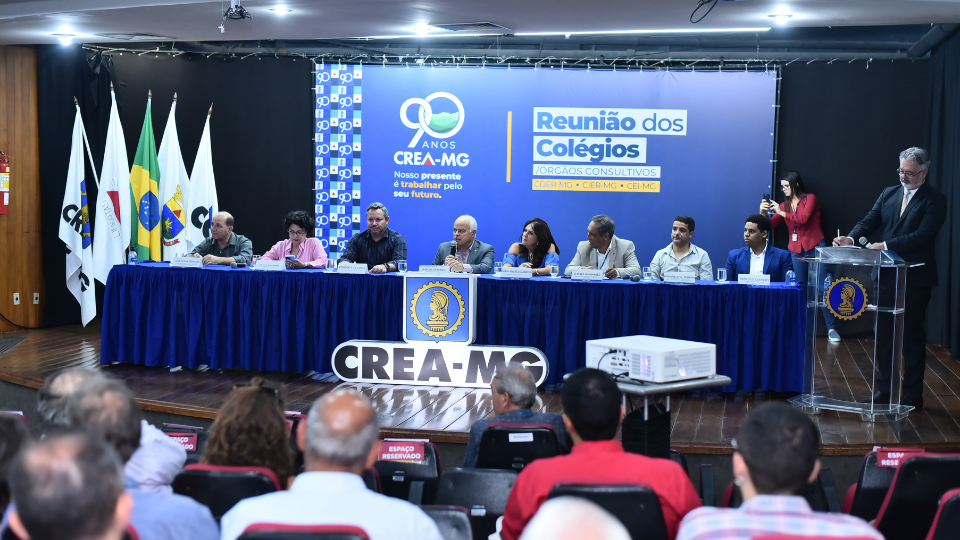 Reunião Estadual dos Colégios reúne lideranças na sede do Crea-MG