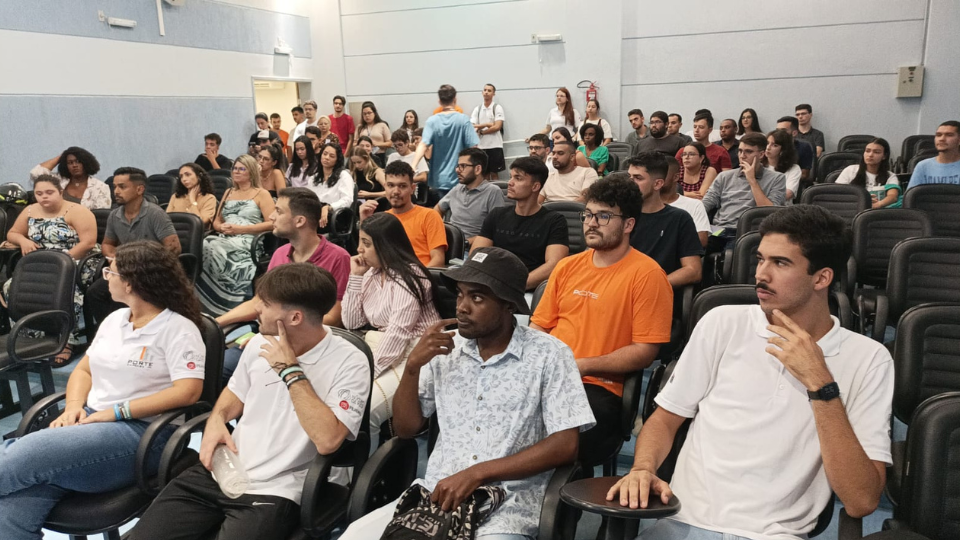 Crea-MG apresenta programa para novos profissionais no interior do estado