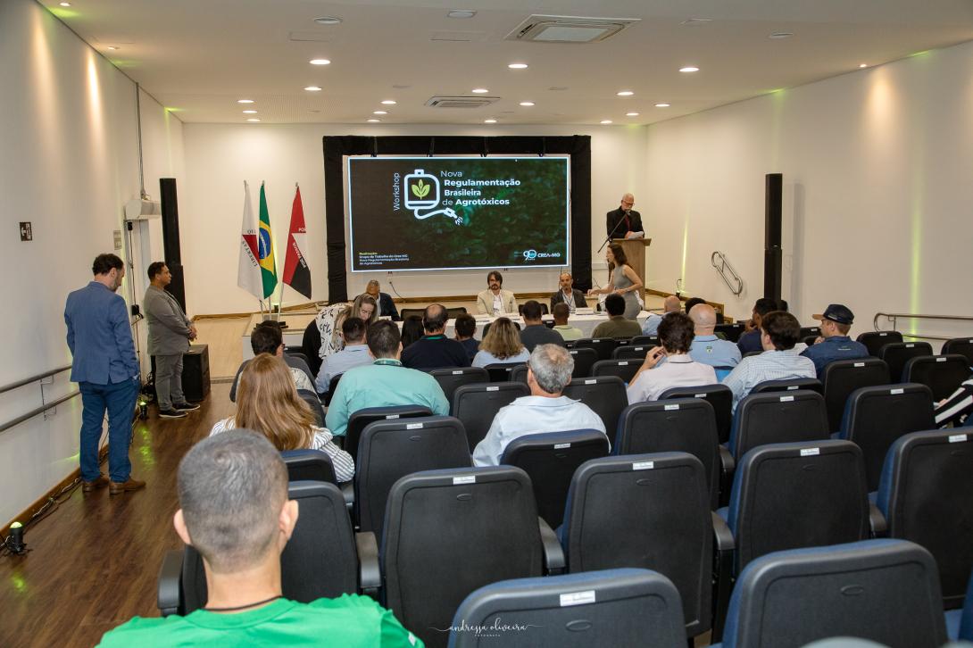 Passos recebe workshop sobre nova regulamentação de agrotóxicos