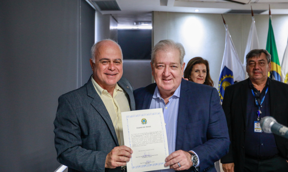 Presidente Marcos Gervásio e vice-presidente do crea-mg